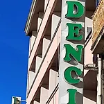招待所 阿威尼达布拉格斯商业酒店 3*
