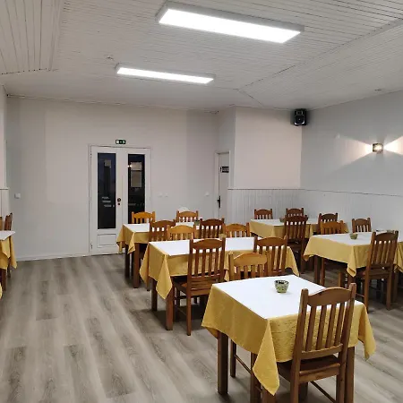 Residencial Centro Comercial Avenida Bragashopping Guest house 2*