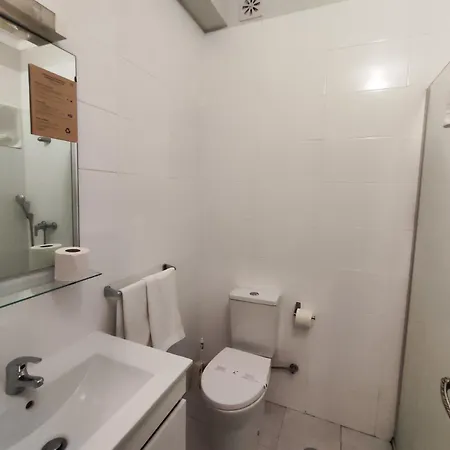 Guest house Residencial Centro Comercial Avenida Bragashopping