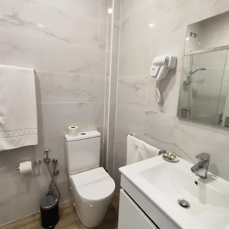 ゲストハウス Residencial Centro Comercial Avenida Bragashopping ブラガ