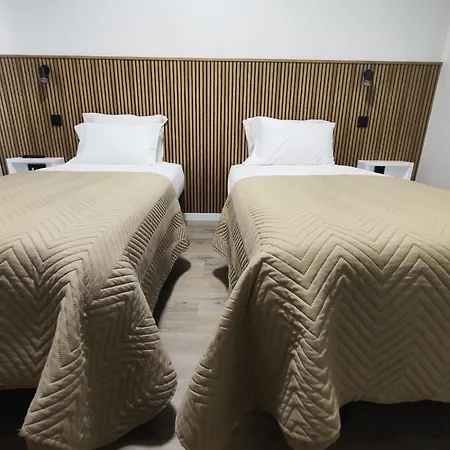 Residencial Centro Comercial Avenida Bragashopping Guest house