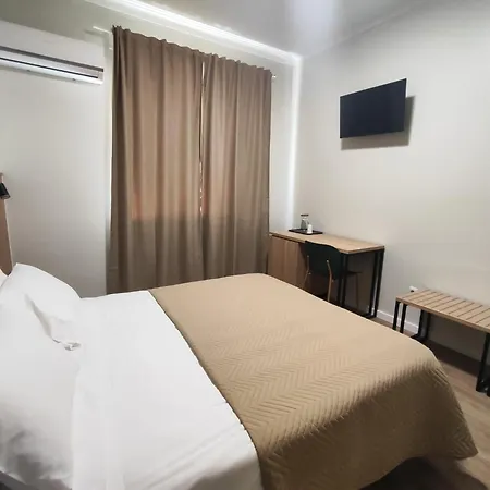 Guest house Residencial Centro Comercial Avenida Bragashopping
