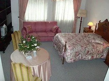 Residencial Centro Comercial Avenida Bragashopping Guest house