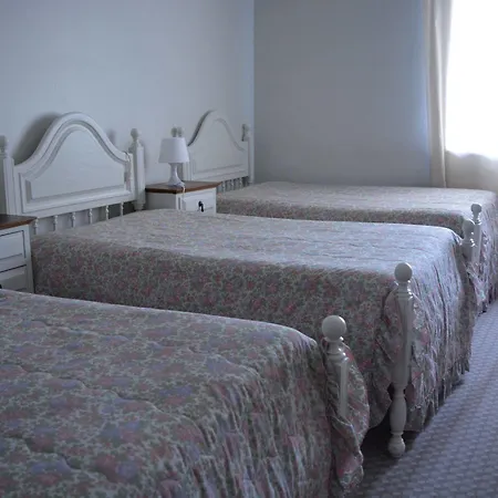 Residencial Centro Comercial Avenida Bragashopping Guest house Braga